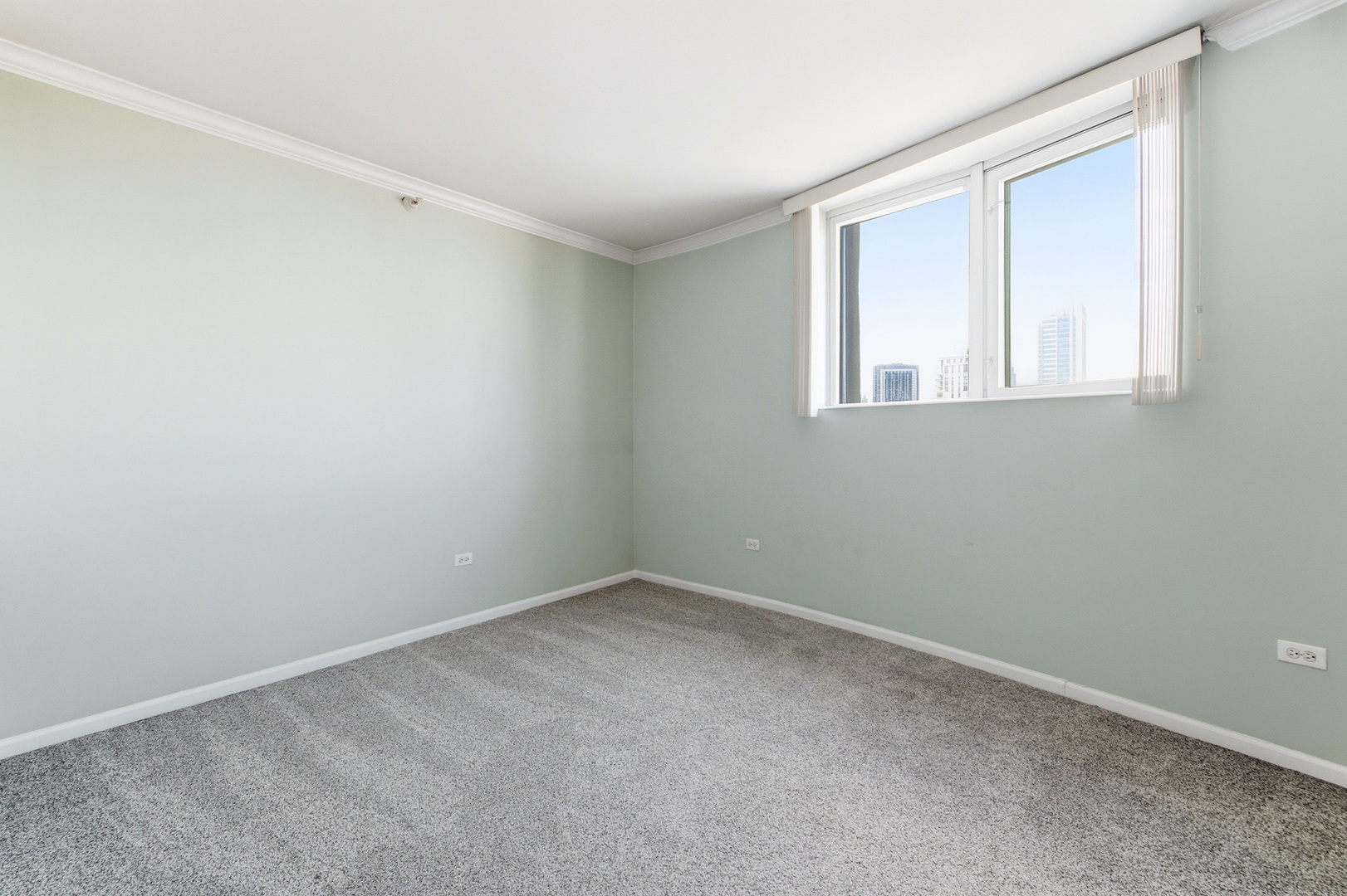 600 N Dearborn Street Unit: 1501