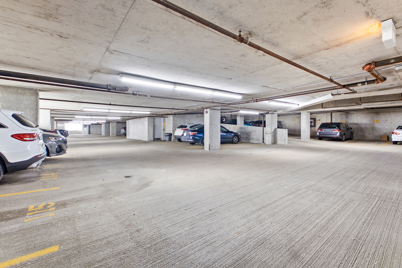 600 N Dearborn Street Unit: 1501