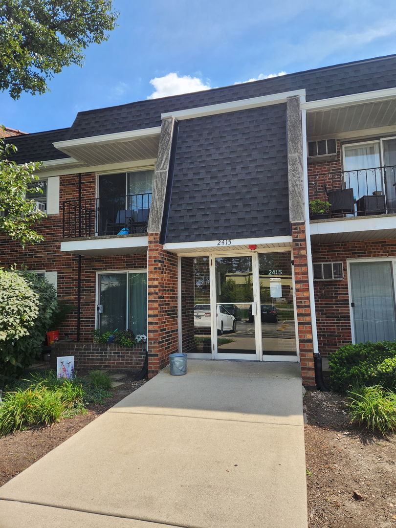 2415 Ogden Avenue Unit: 5