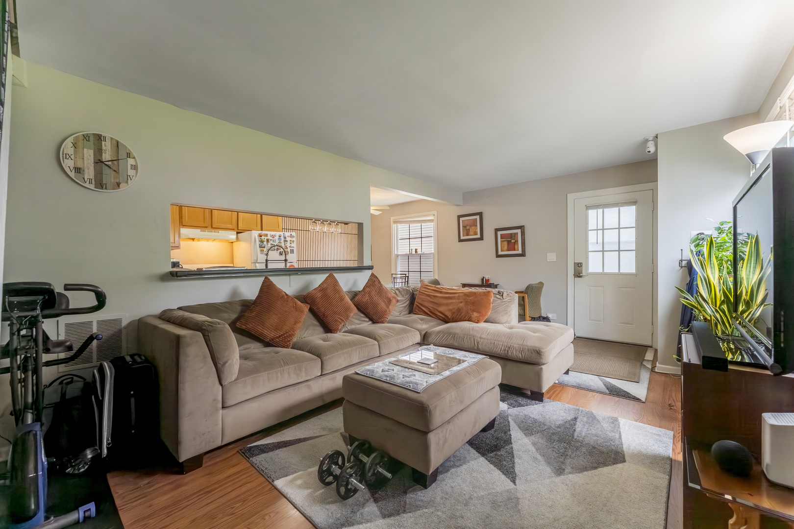 1261 Prairie Avenue