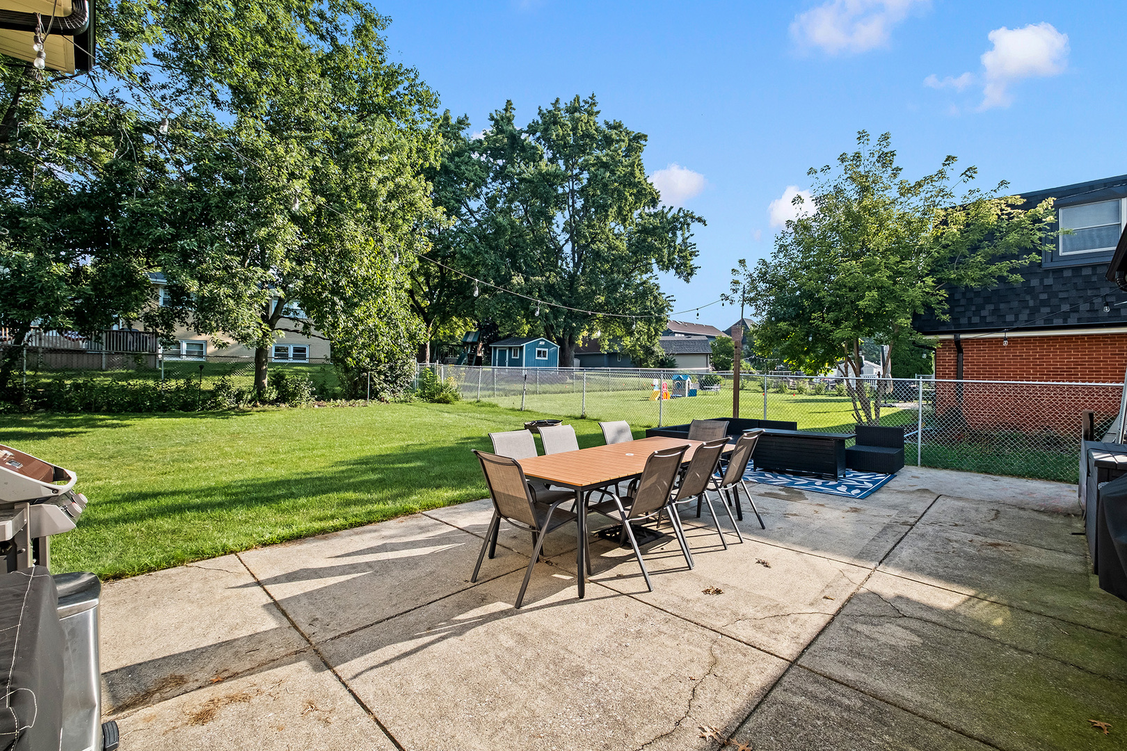 18W076 71st Street