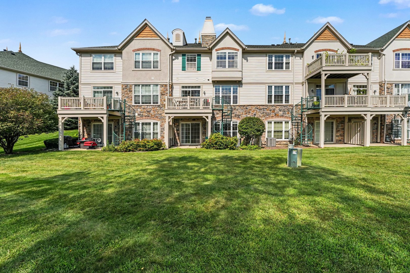 469 Bay Tree Circle