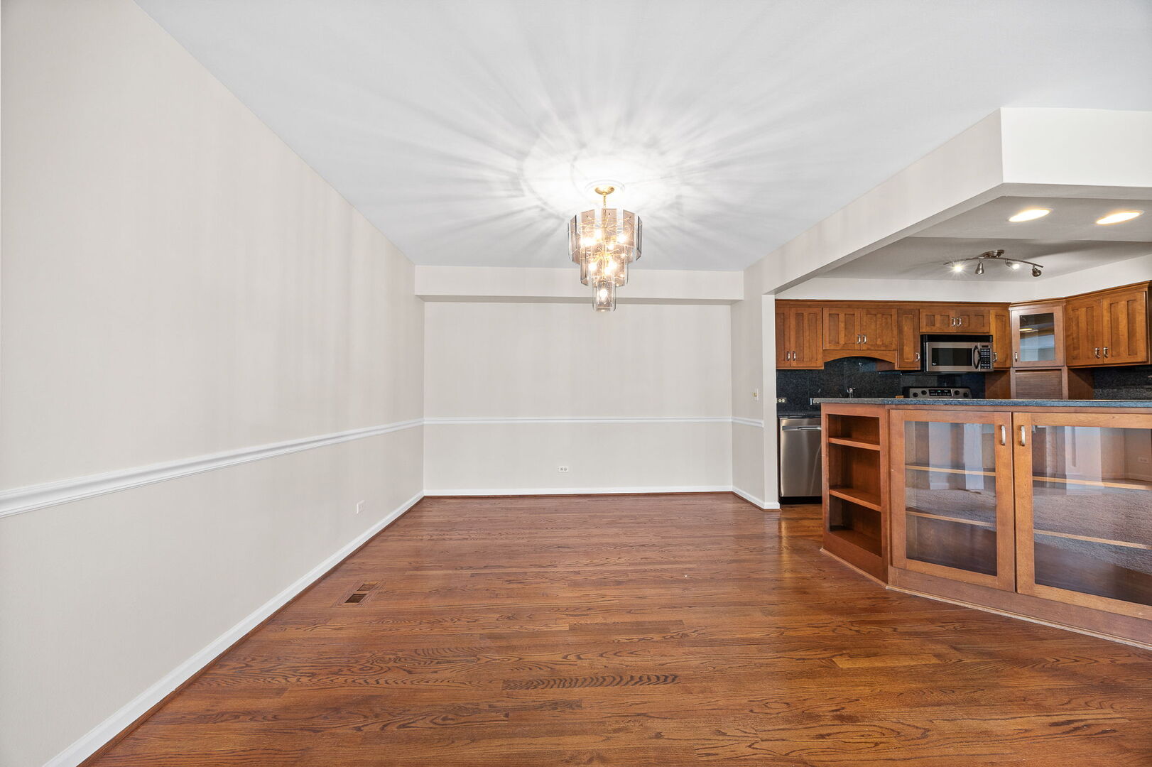 124 Carriage Way Drive Unit: B109