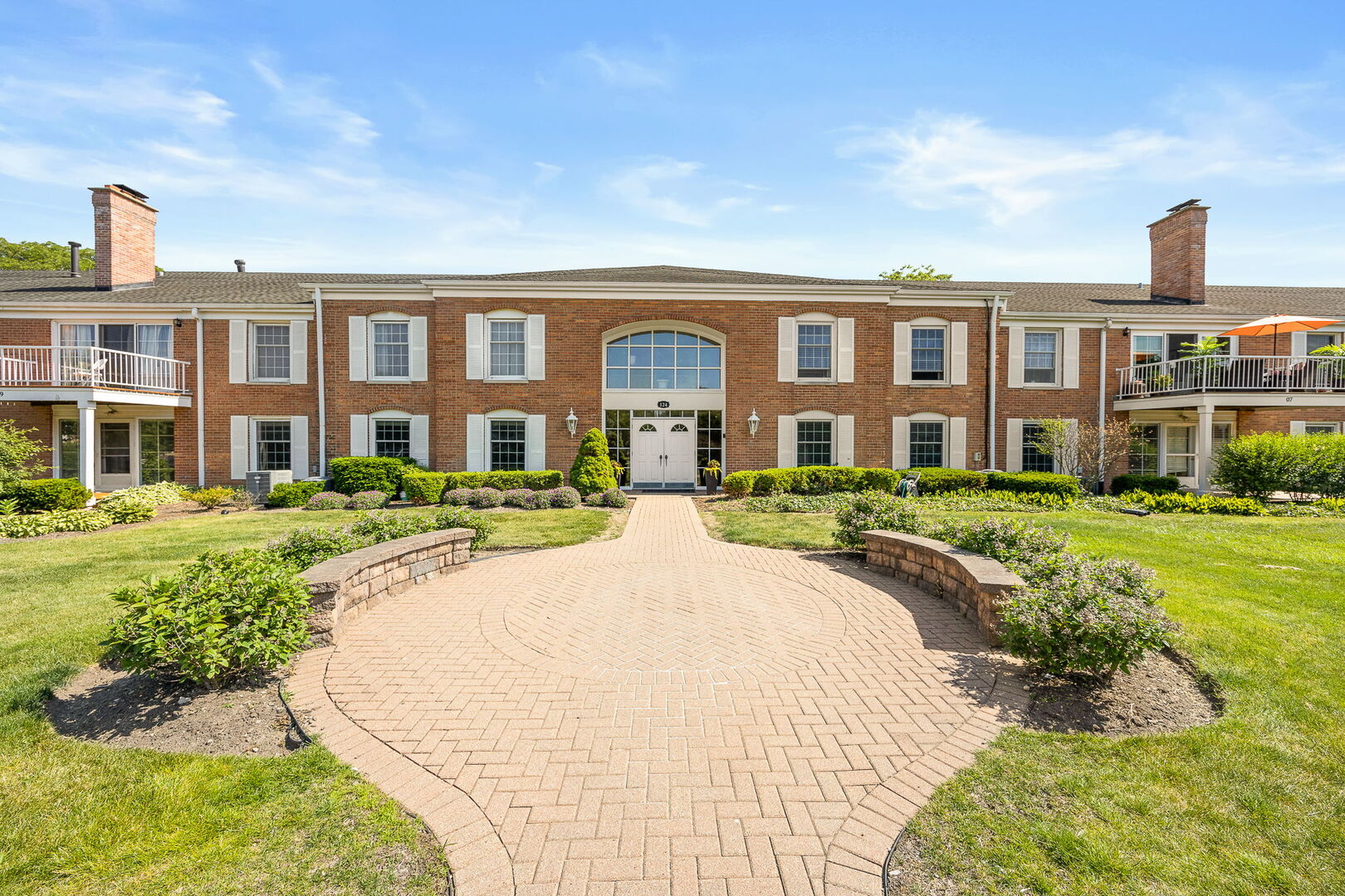 124 Carriage Way Drive Unit: B109