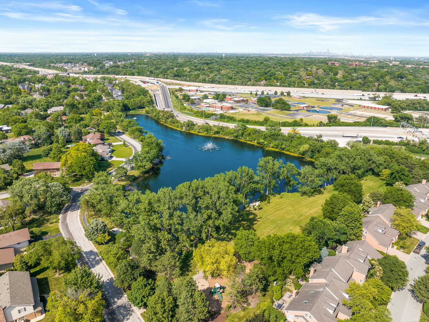 124 Carriage Way Drive Unit: B109