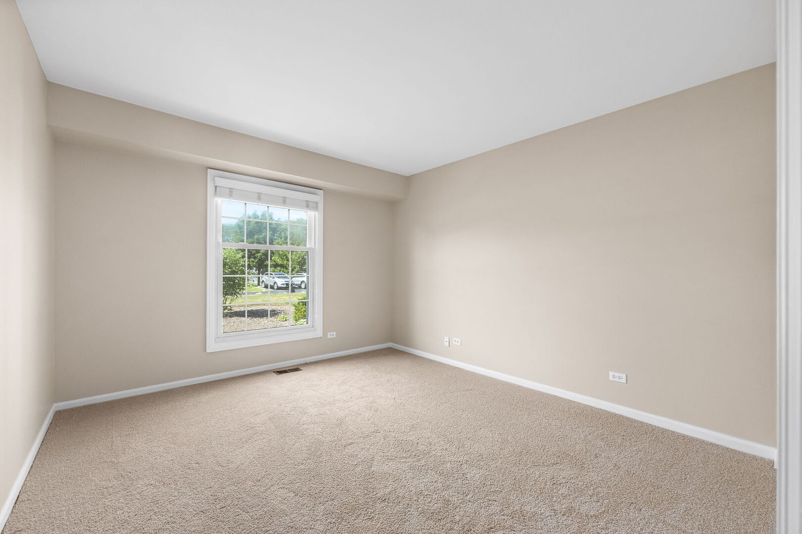 124 Carriage Way Drive Unit: B109
