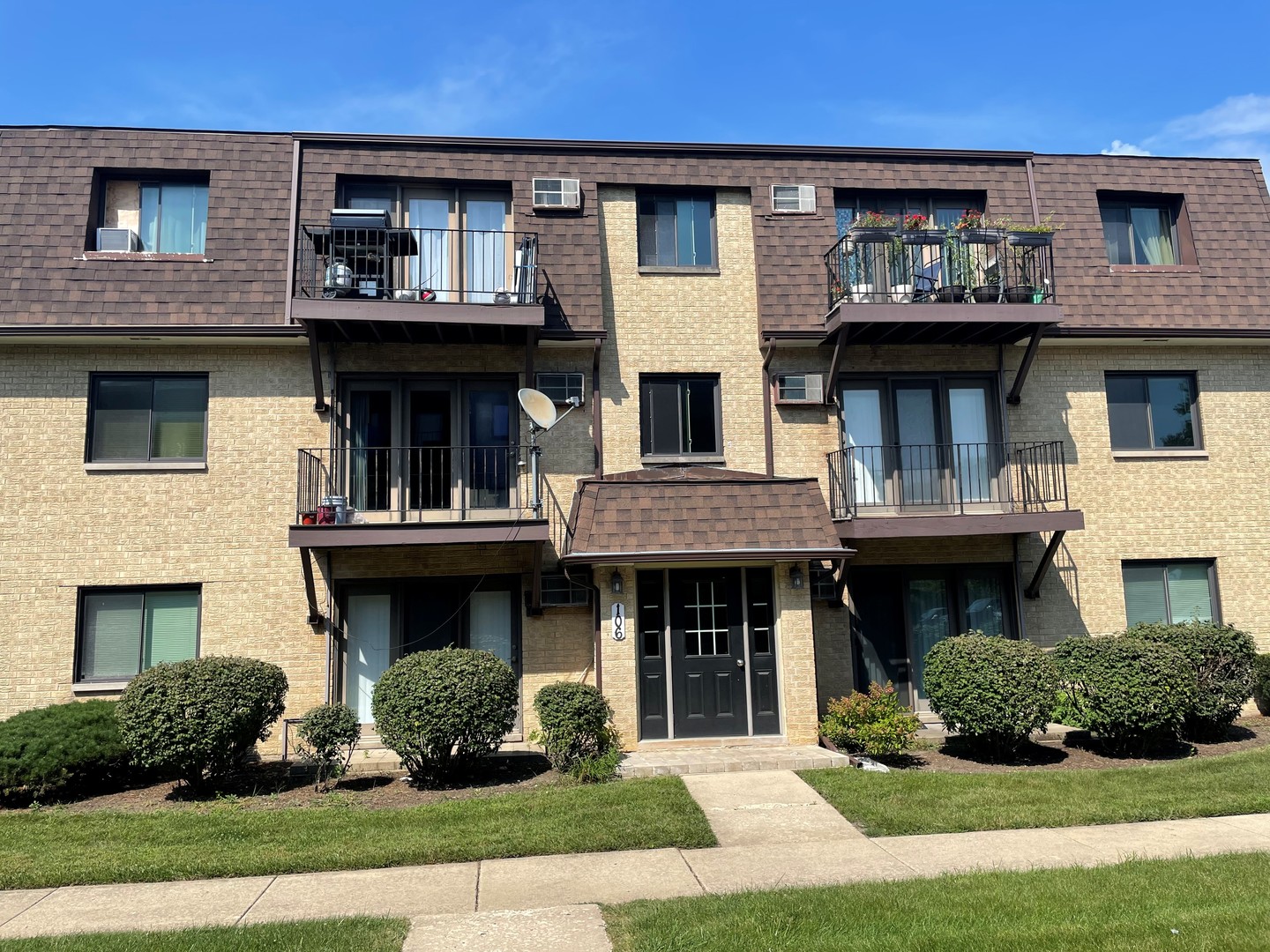 106 Olesen Drive Unit: 101