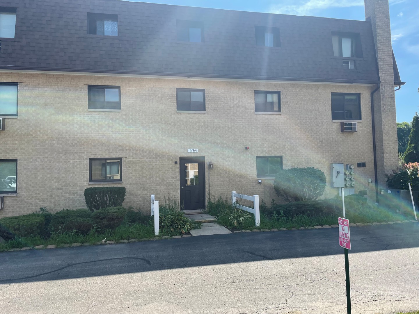 106 Olesen Drive Unit: 101