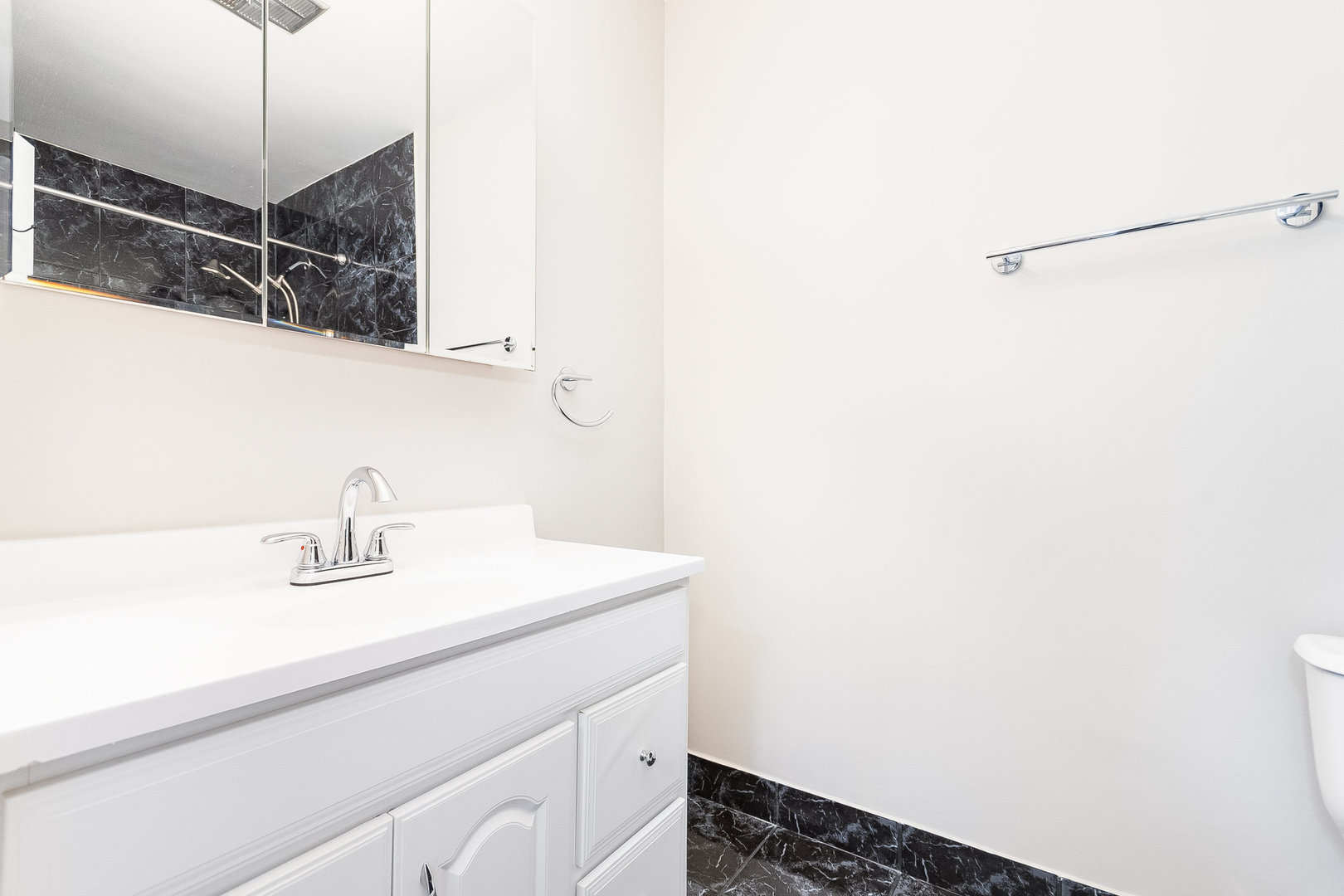 6165 Knoll Wood Court Unit: 302