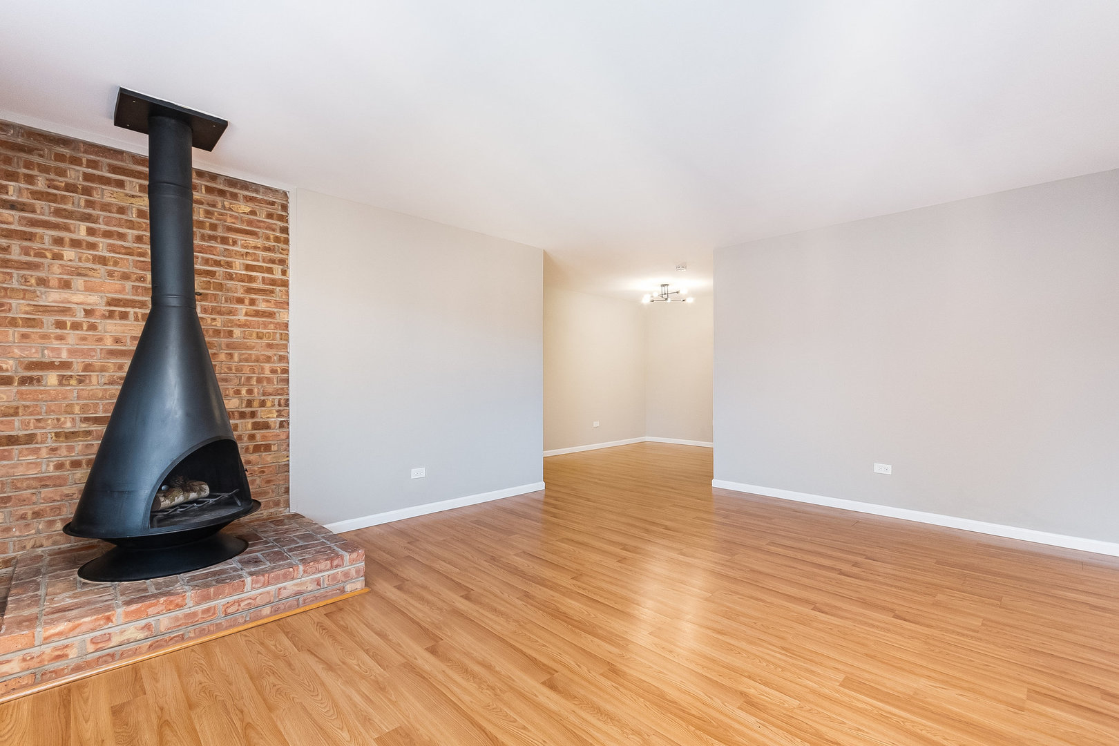 6165 Knoll Wood Court Unit: 302