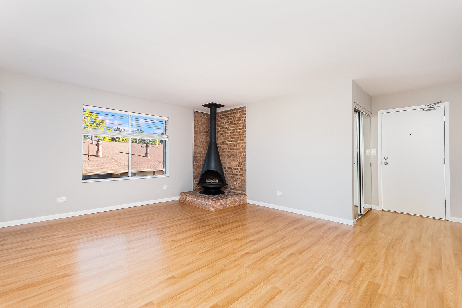 6165 Knoll Wood Court Unit: 302
