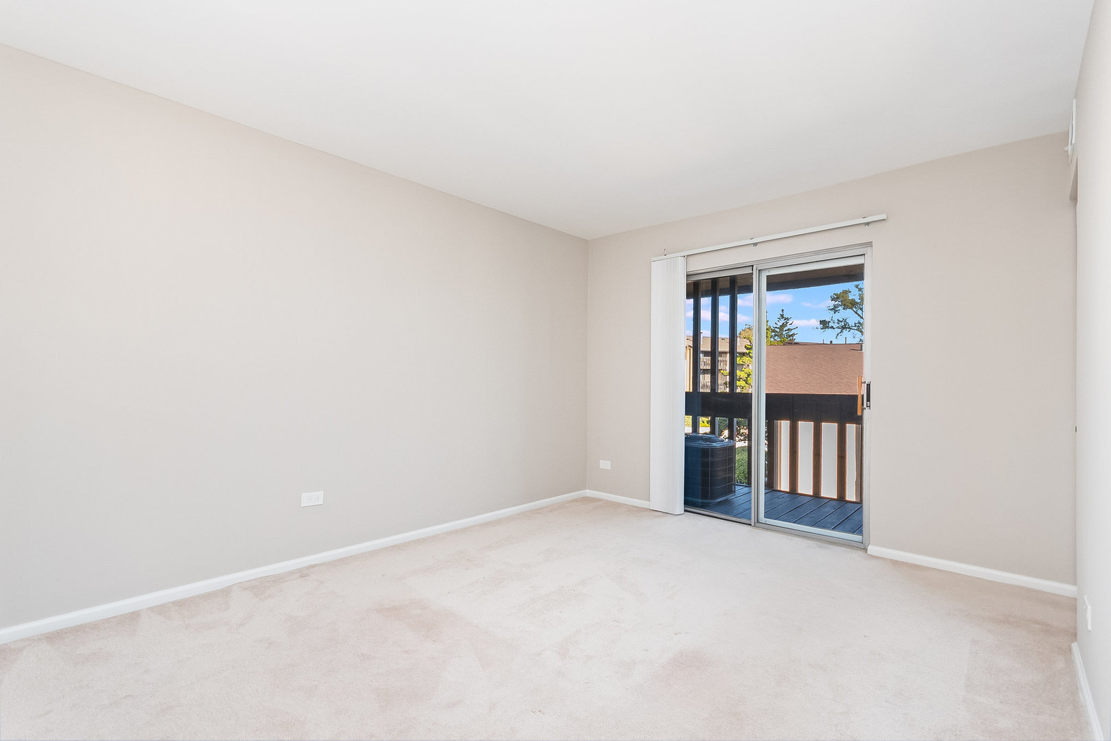 6165 Knoll Wood Court Unit: 302
