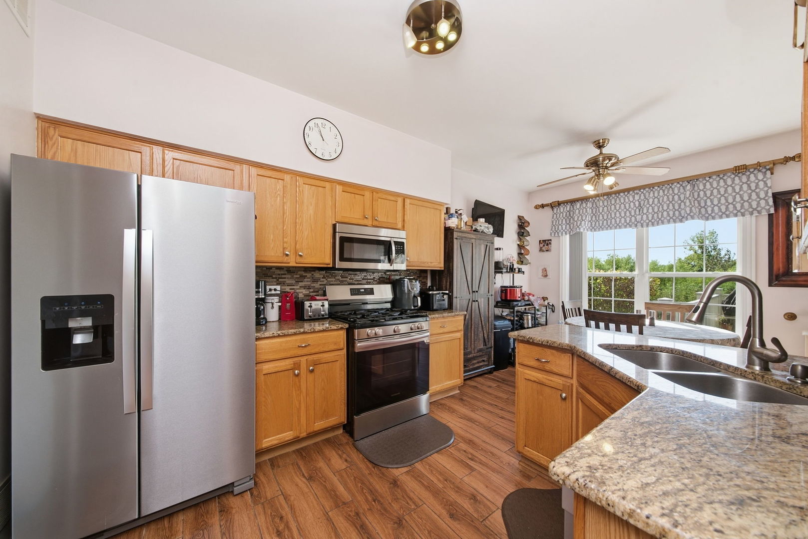 4160 Oak Tree Lane