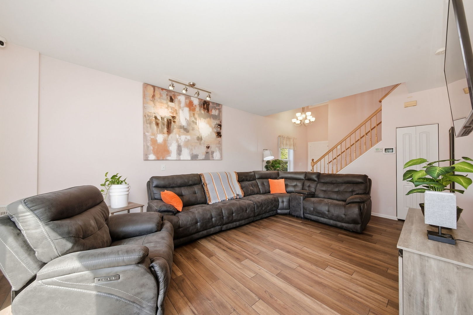 4160 Oak Tree Lane