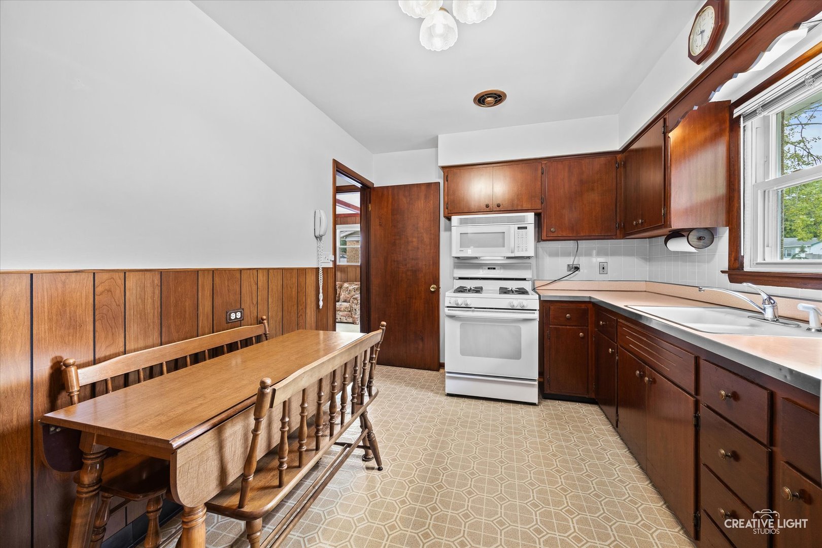304 Crestwood Drive