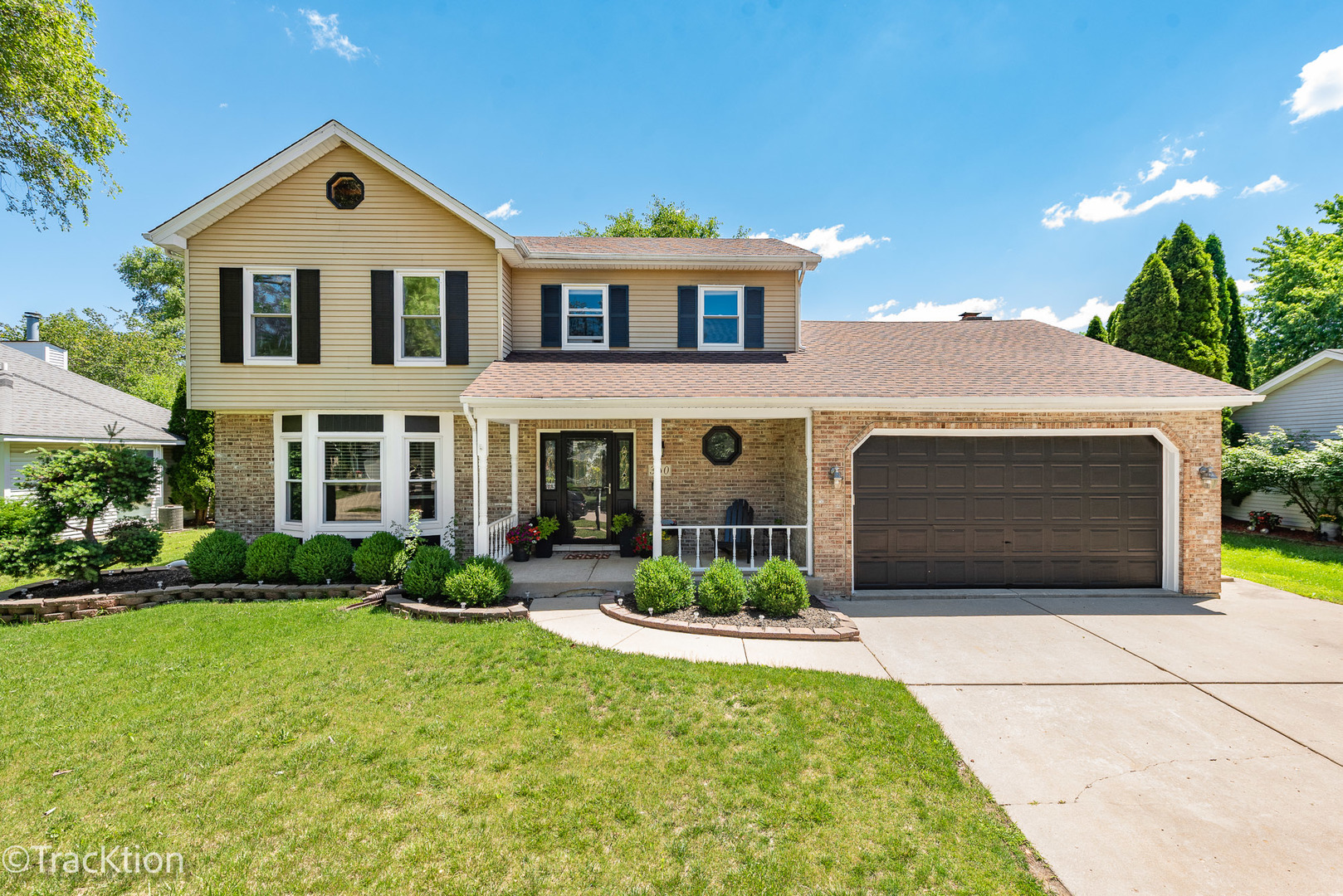 360 Lakeview Drive