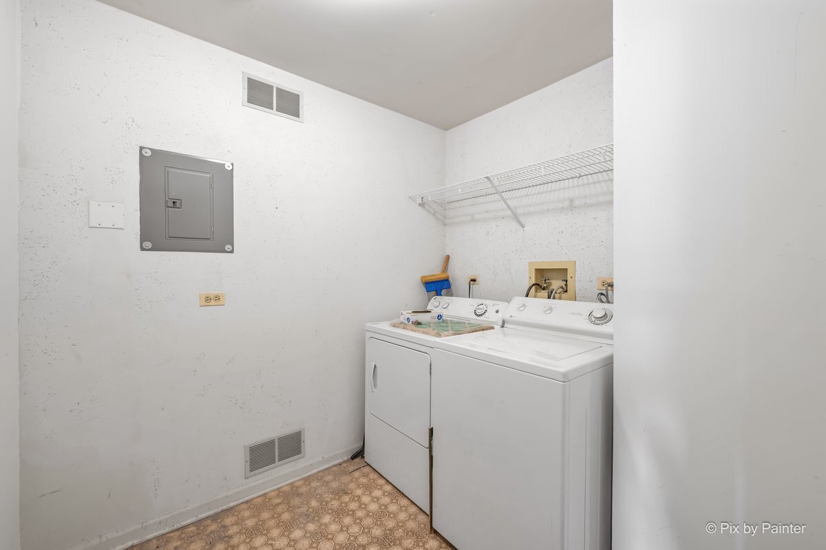 2115 Lancaster Circle Unit: 201C