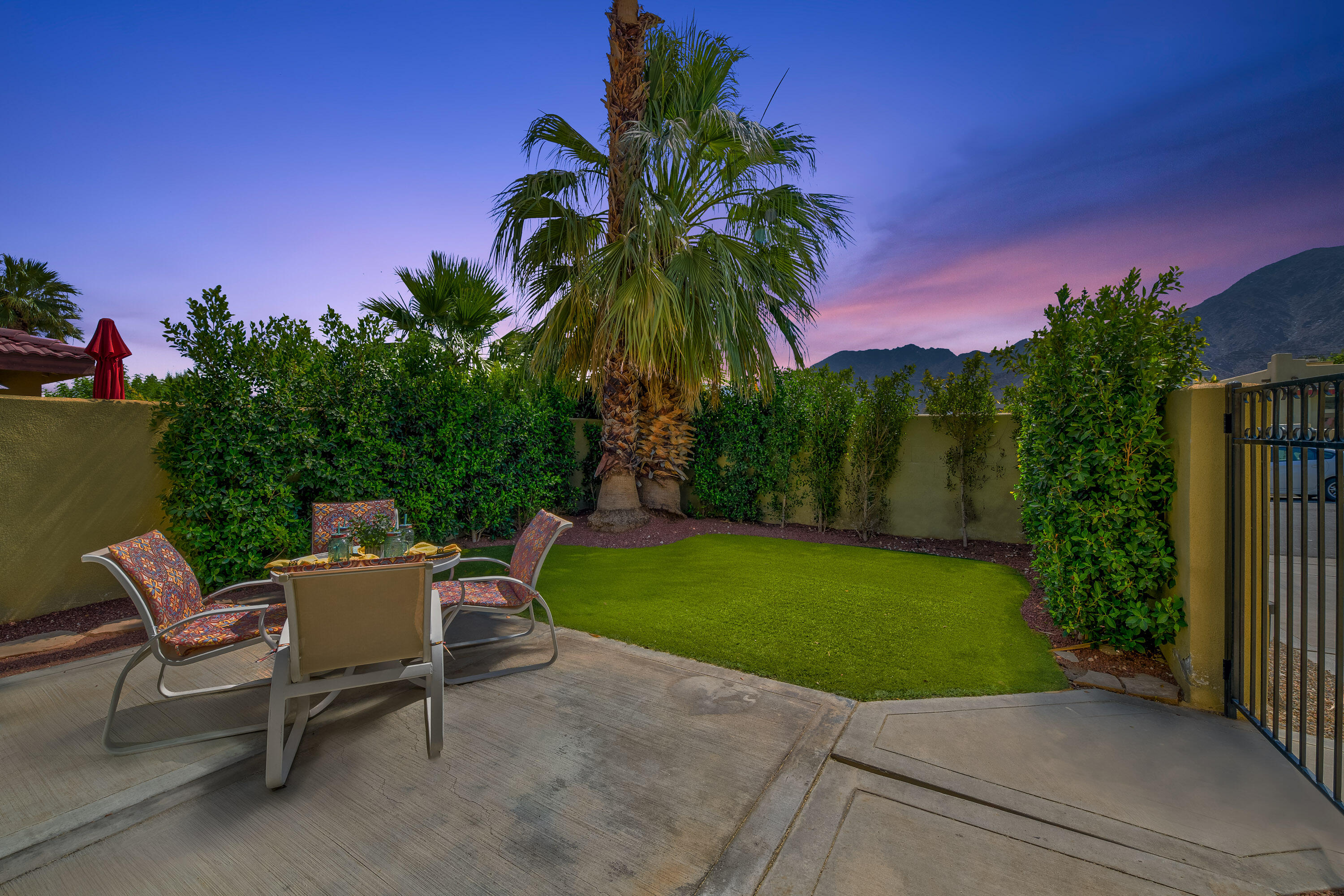 54465 Avenida Alvarado