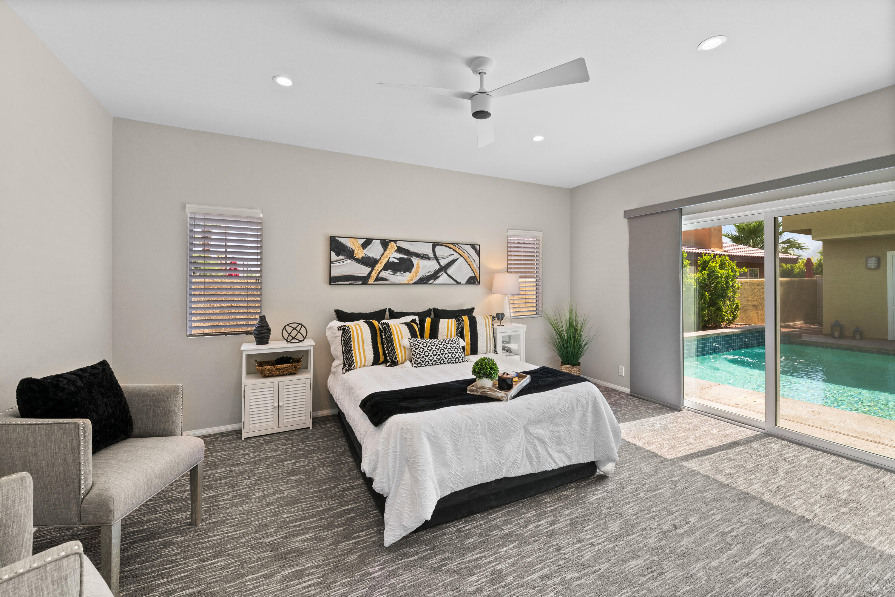 54465 Avenida Alvarado