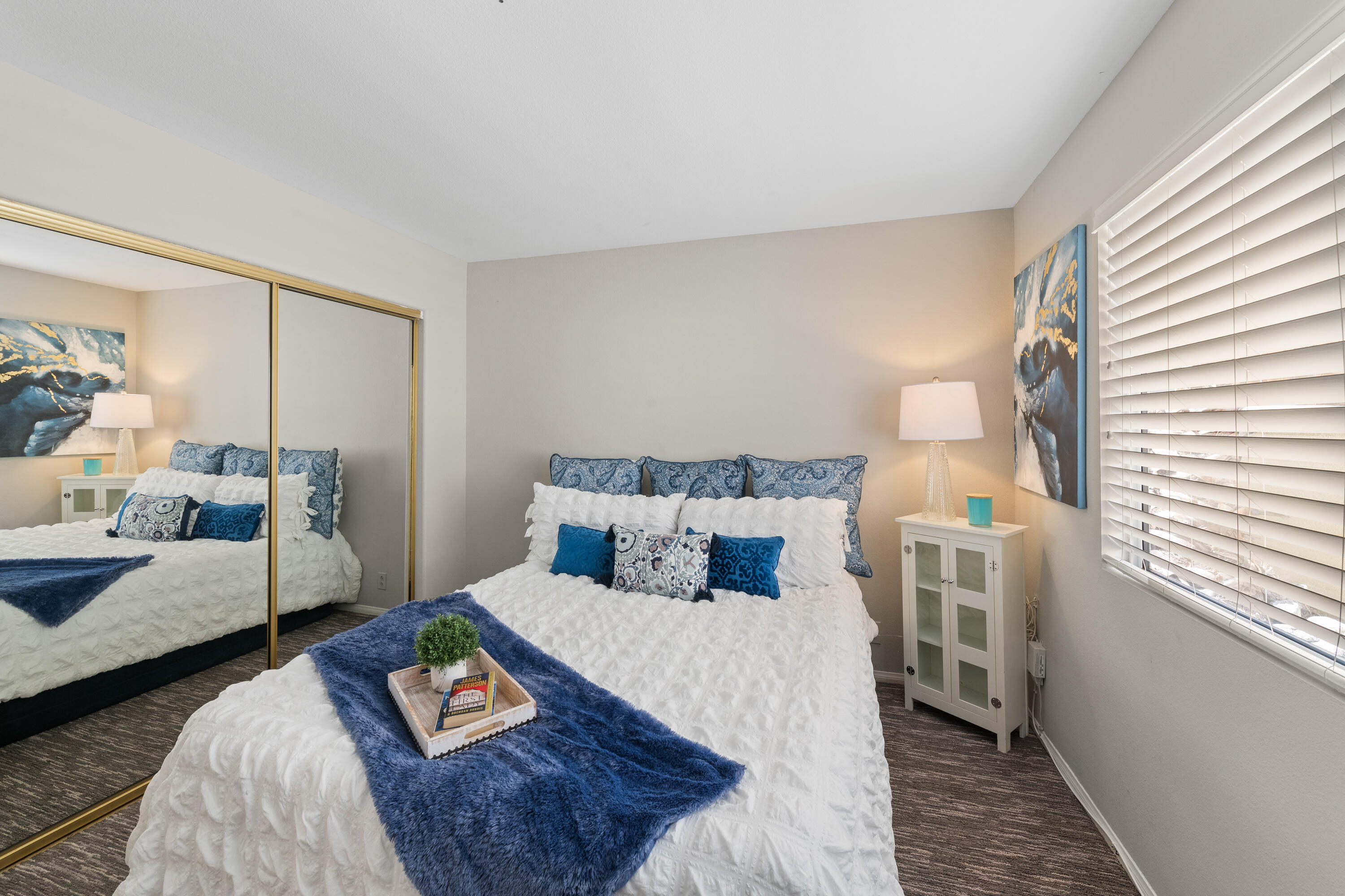 54465 Avenida Alvarado