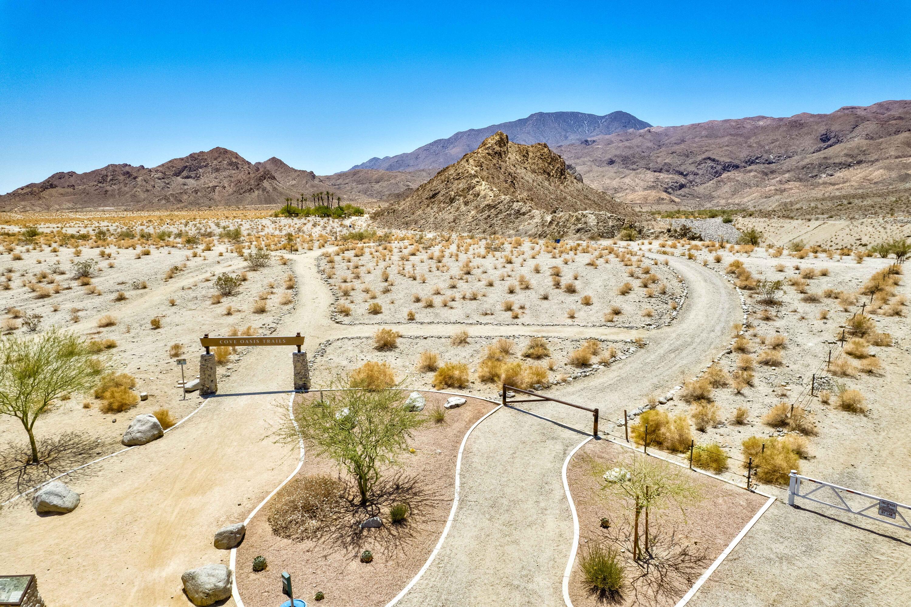 54465 Avenida Alvarado