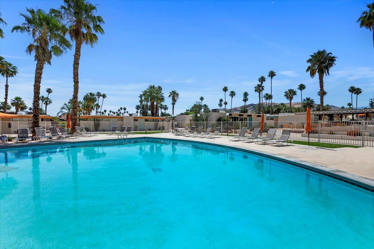 1111 E Palm Canyon DR Unit: 118