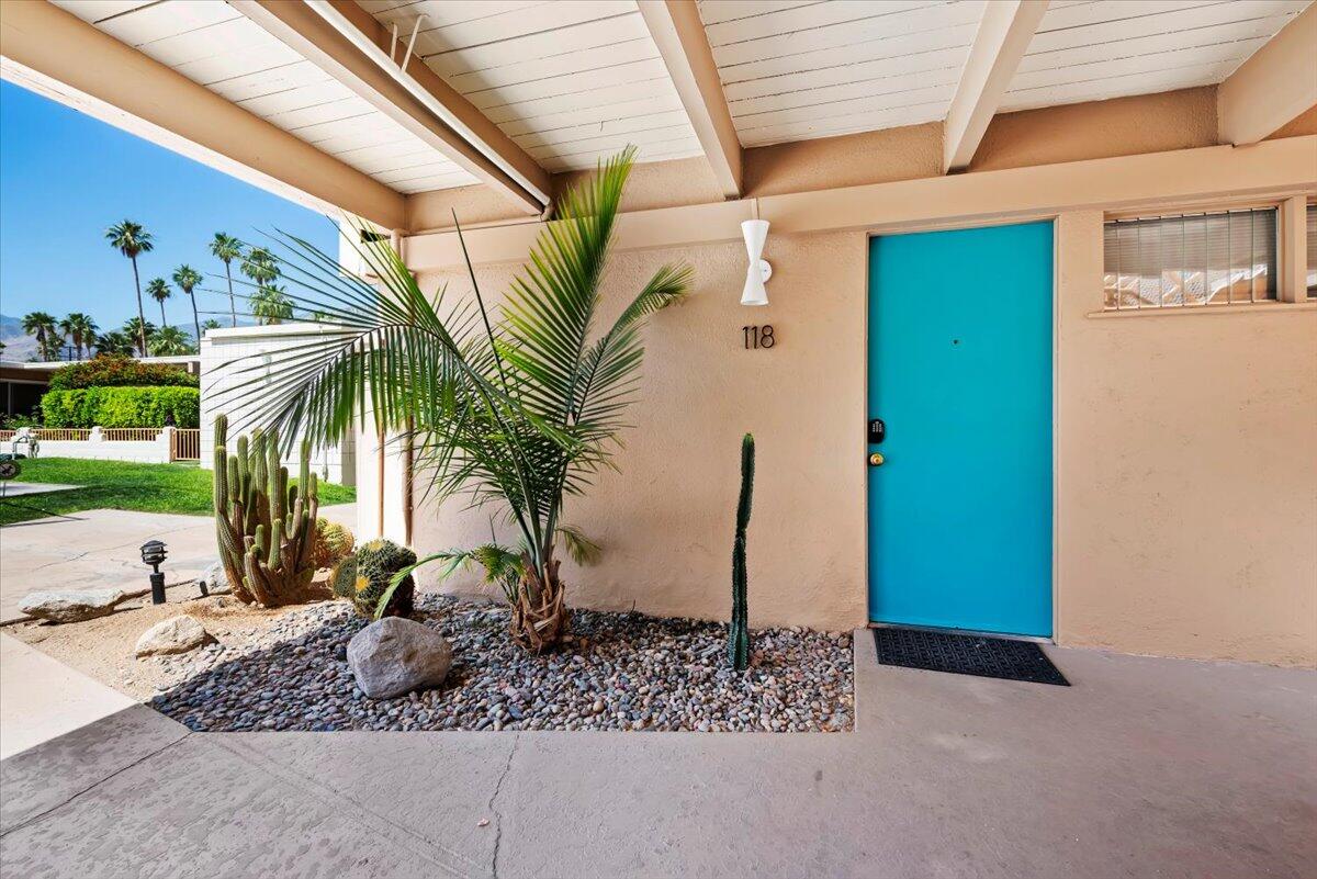 1111 E Palm Canyon DR Unit: 118