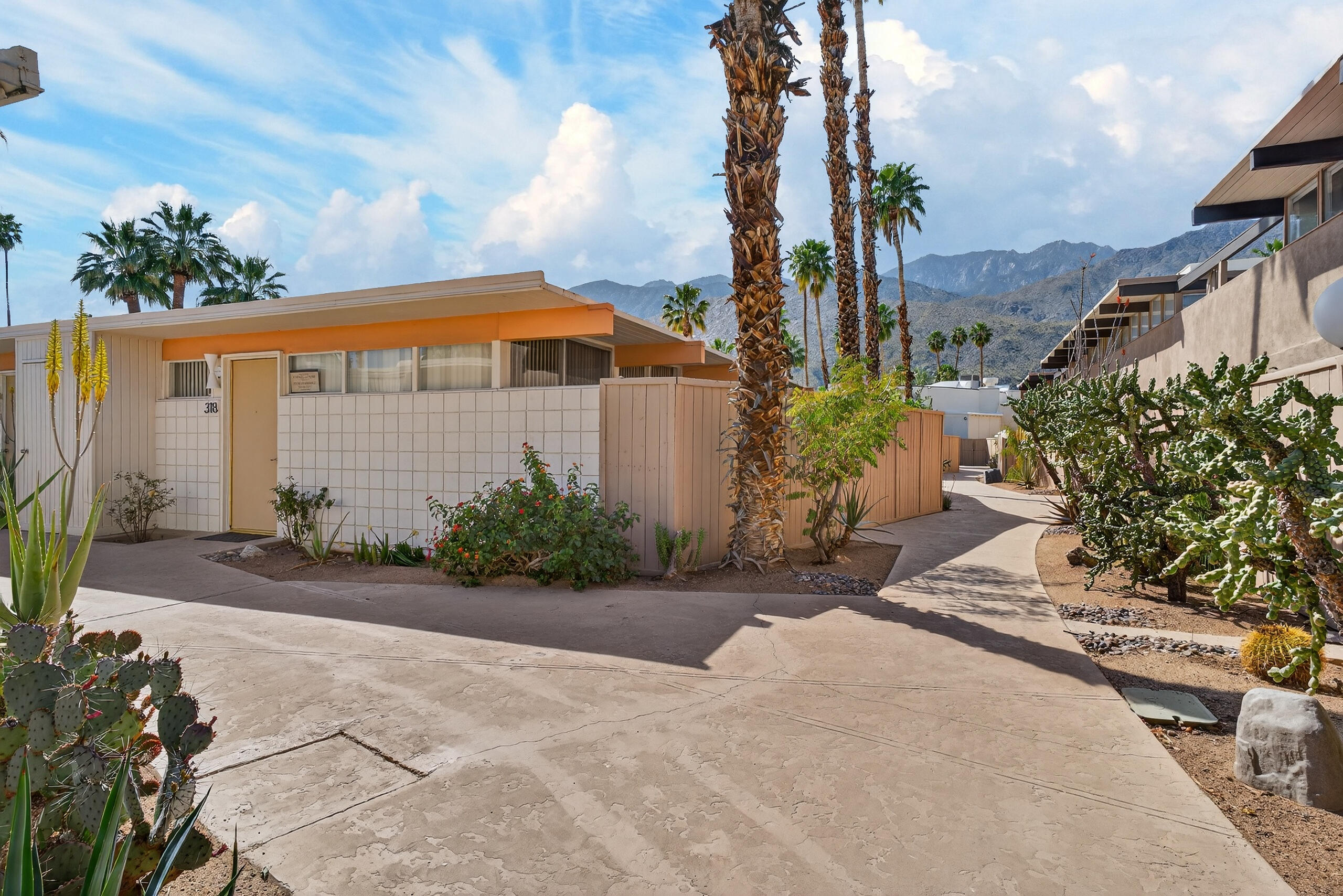 1111 E Palm Canyon DR Unit: 318