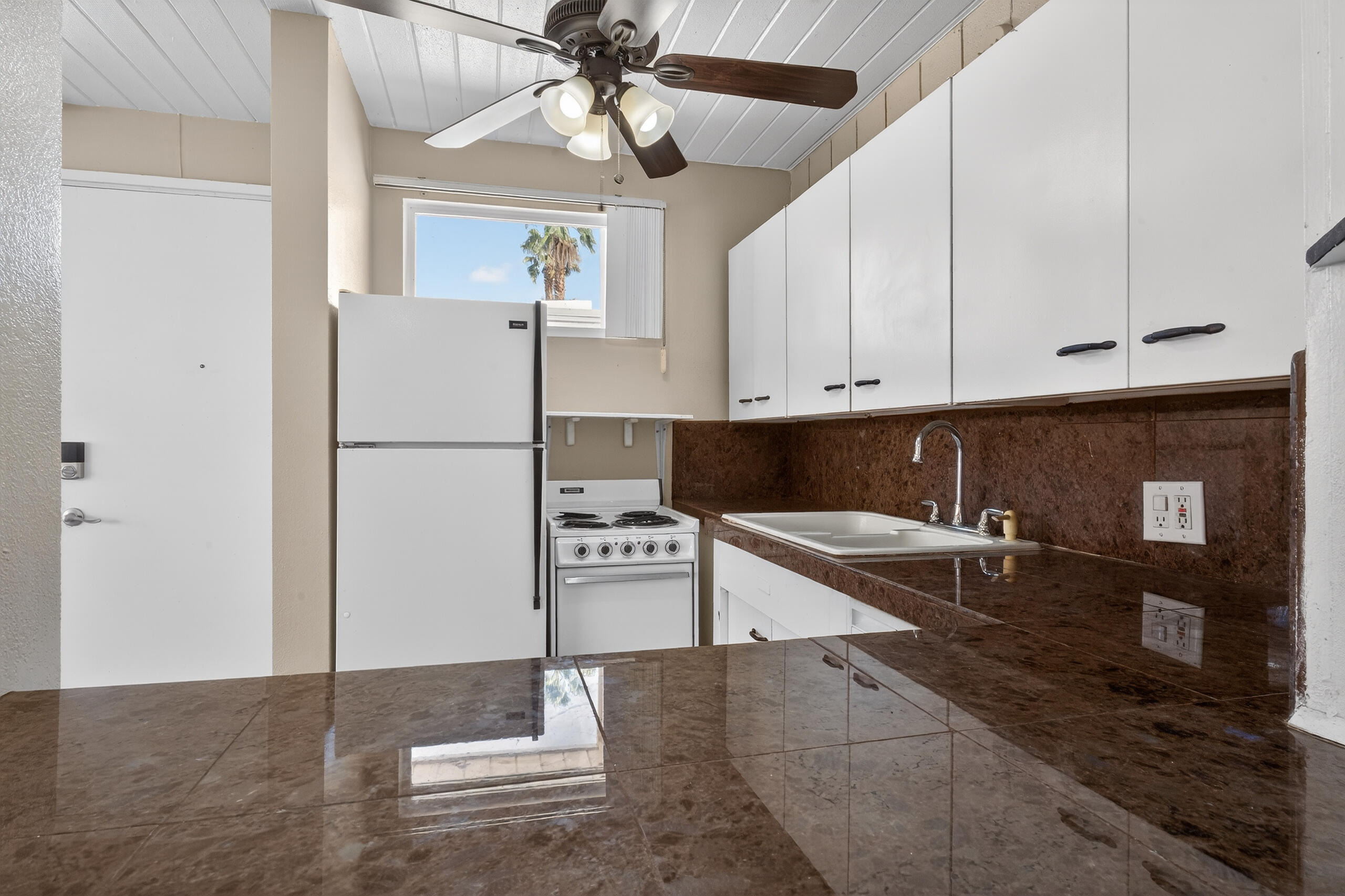 1111 E Palm Canyon DR Unit: 318
