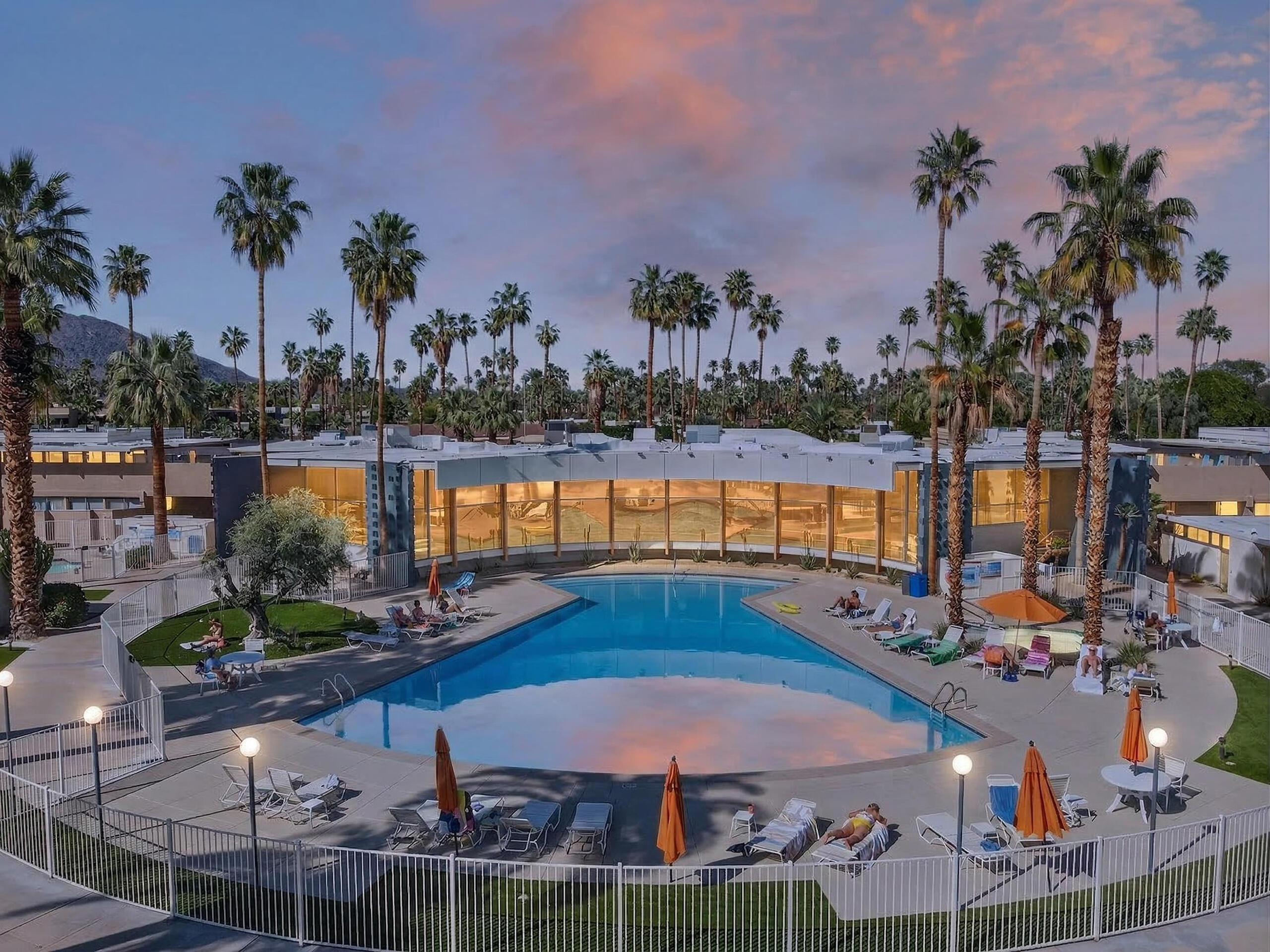 1111 E Palm Canyon DR Unit: 318