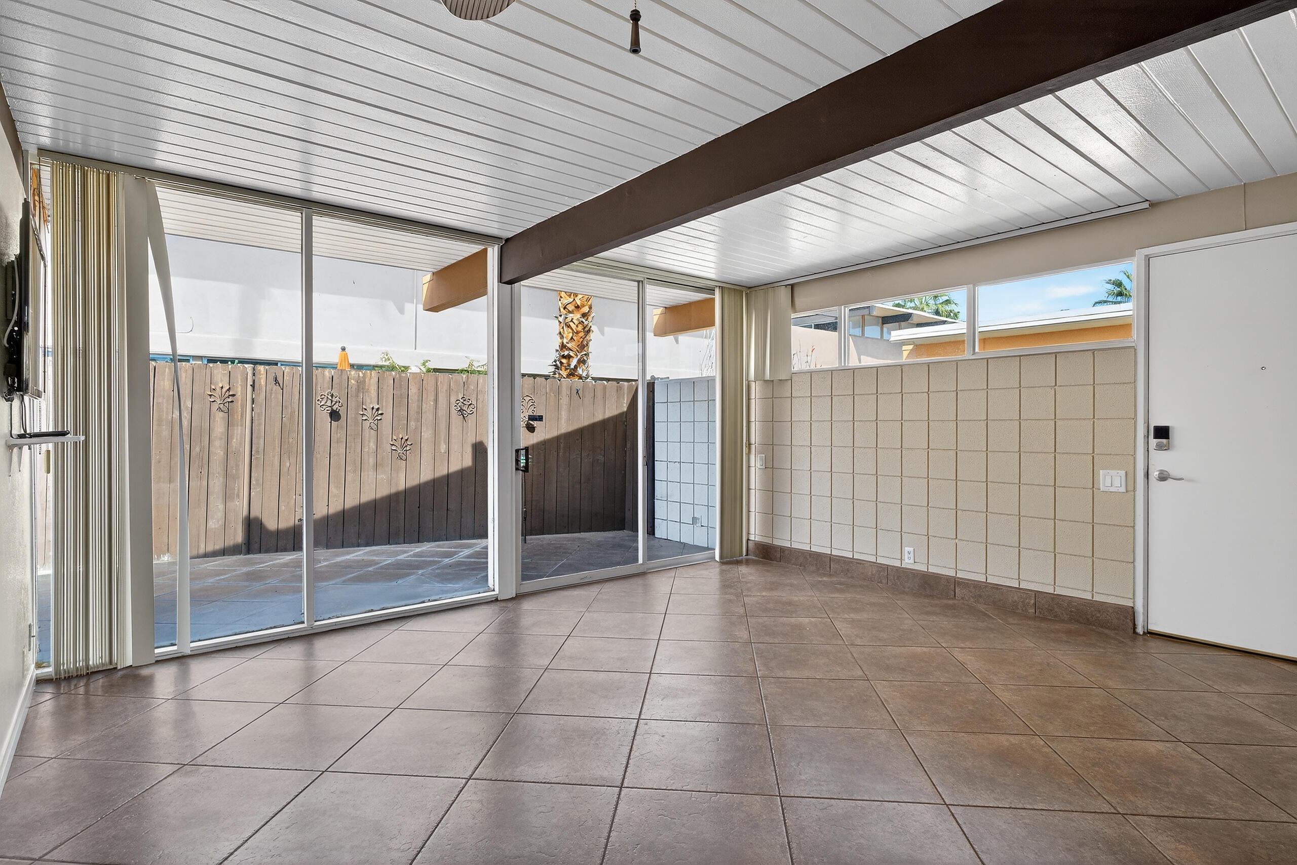1111 E Palm Canyon DR Unit: 318