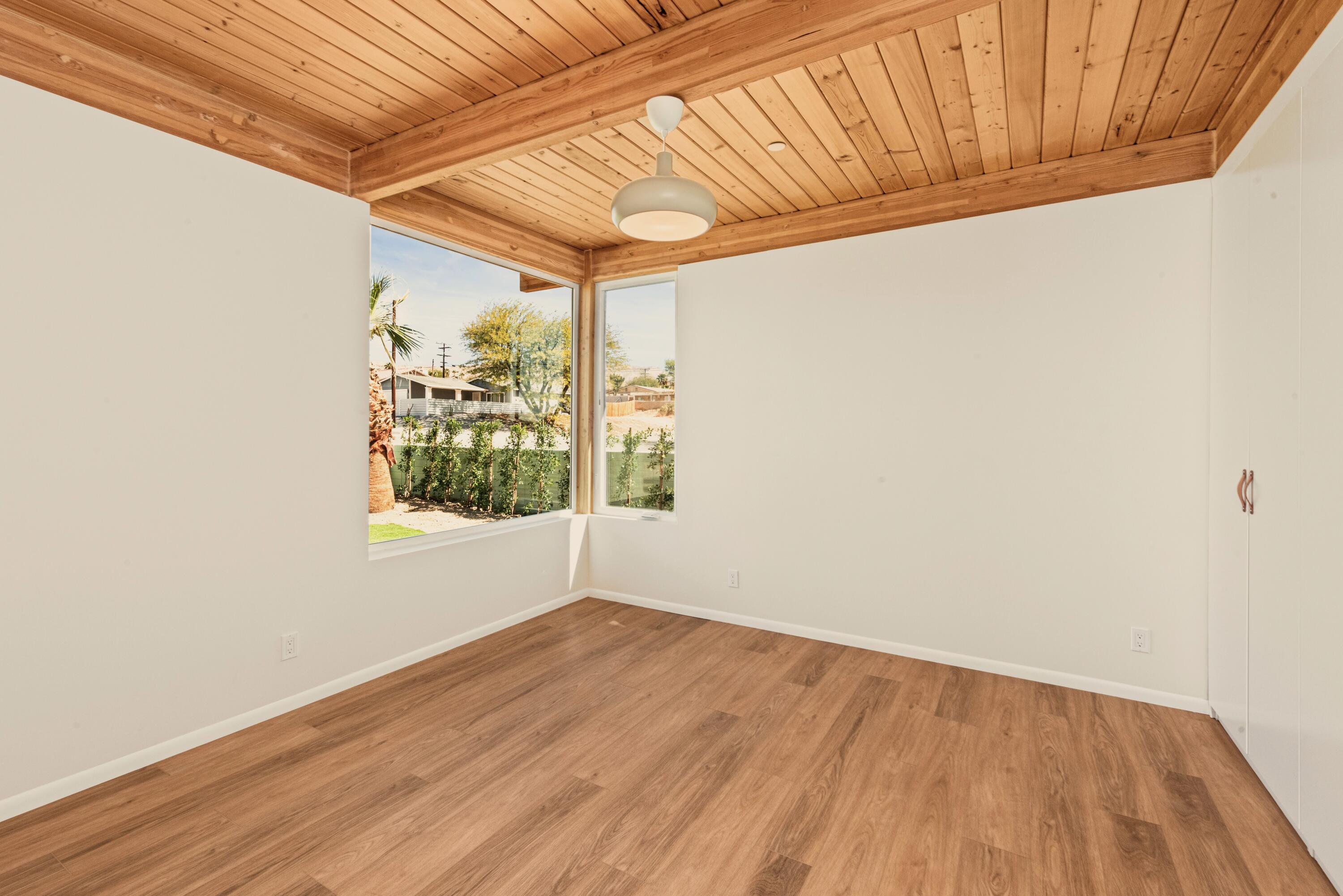 68035 Calle Cerrito