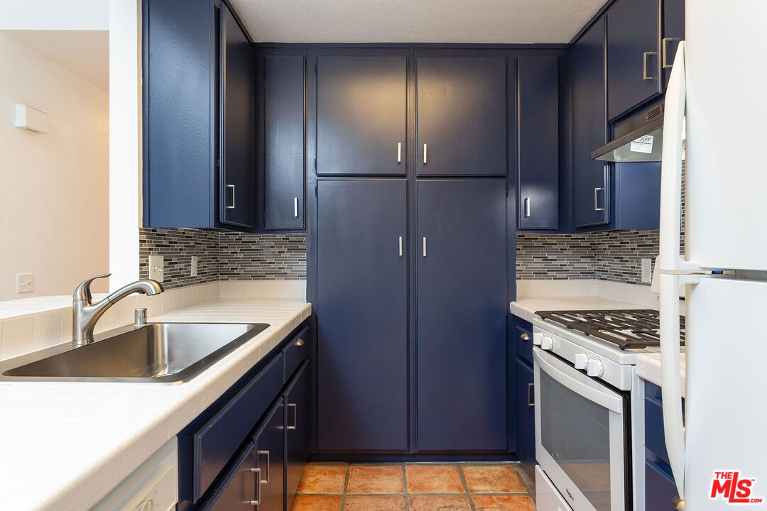 31200 Landau Blvd Unit: 1408