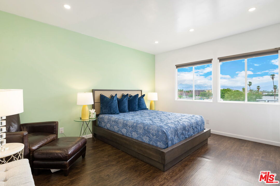 277 E Alejo Rd Unit: 219
