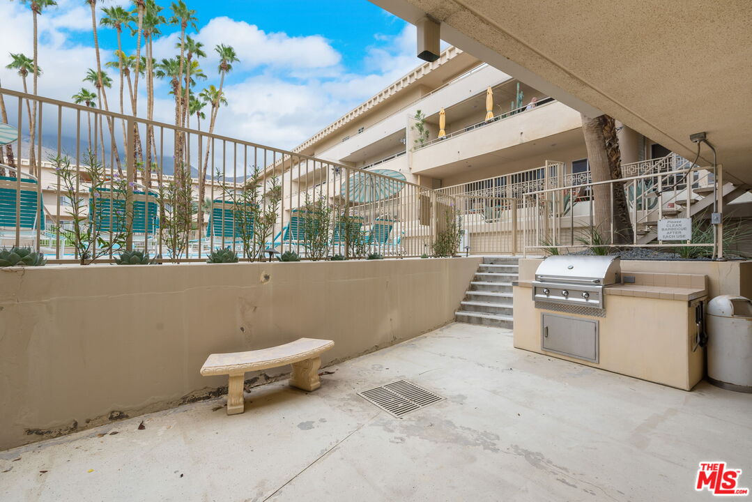 277 E Alejo Rd Unit: 219