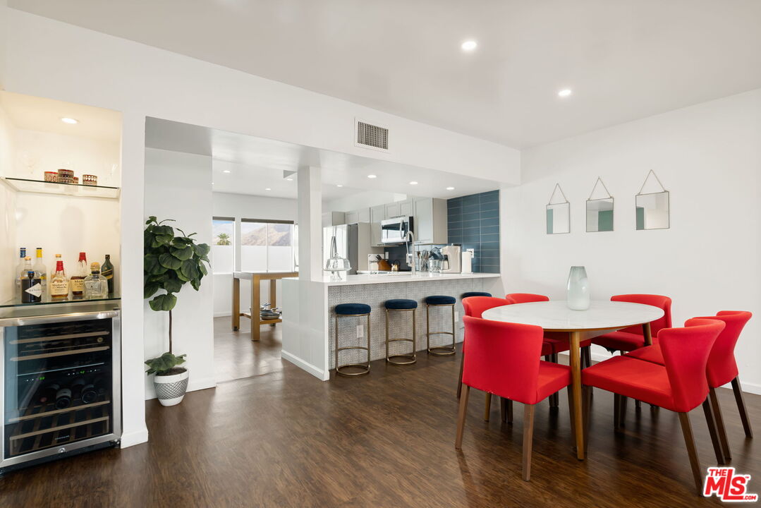 277 E Alejo Rd Unit: 219