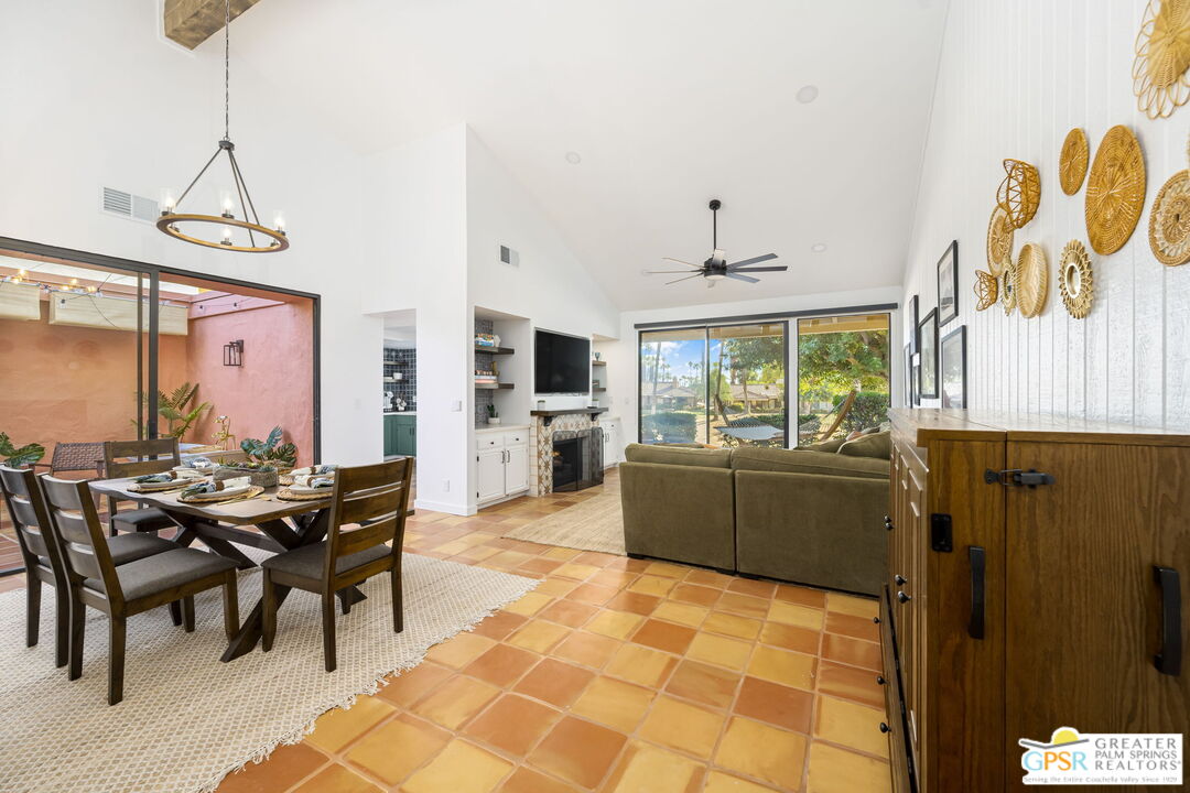 298 San Vicente Cir