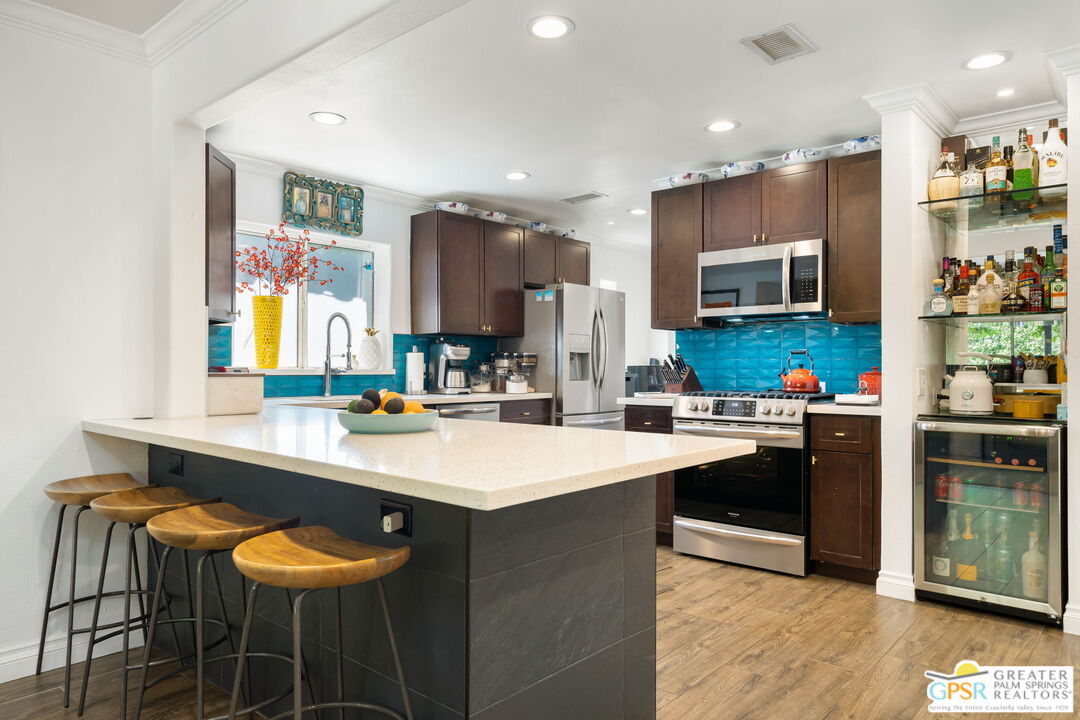 1861 S Palm Canyon Dr