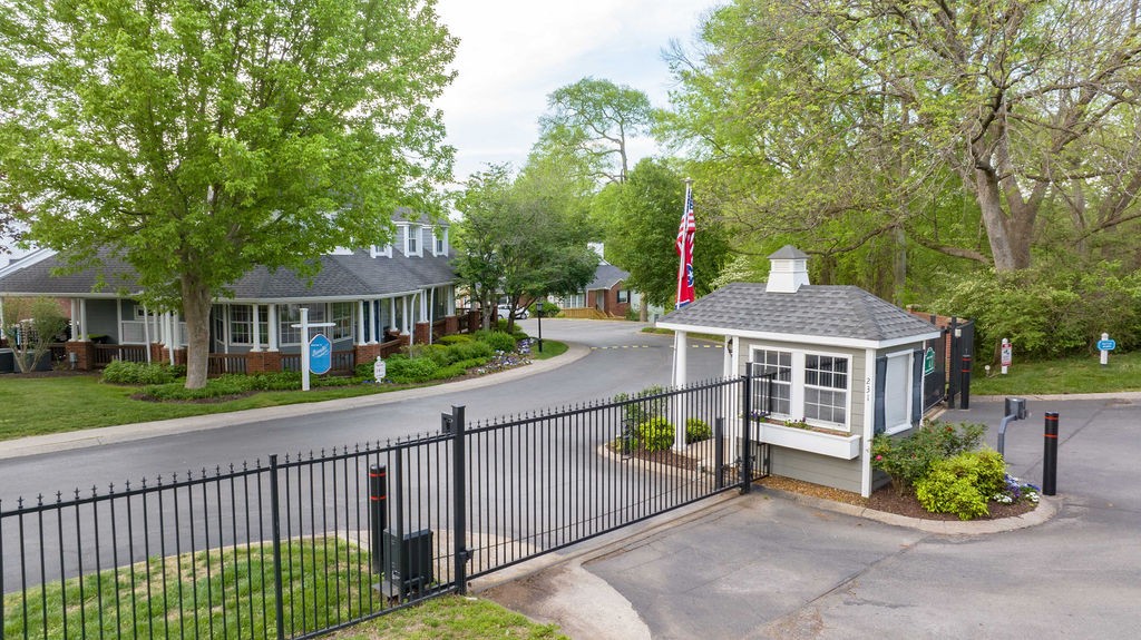 231 Green Harbor Rd Unit: 129H