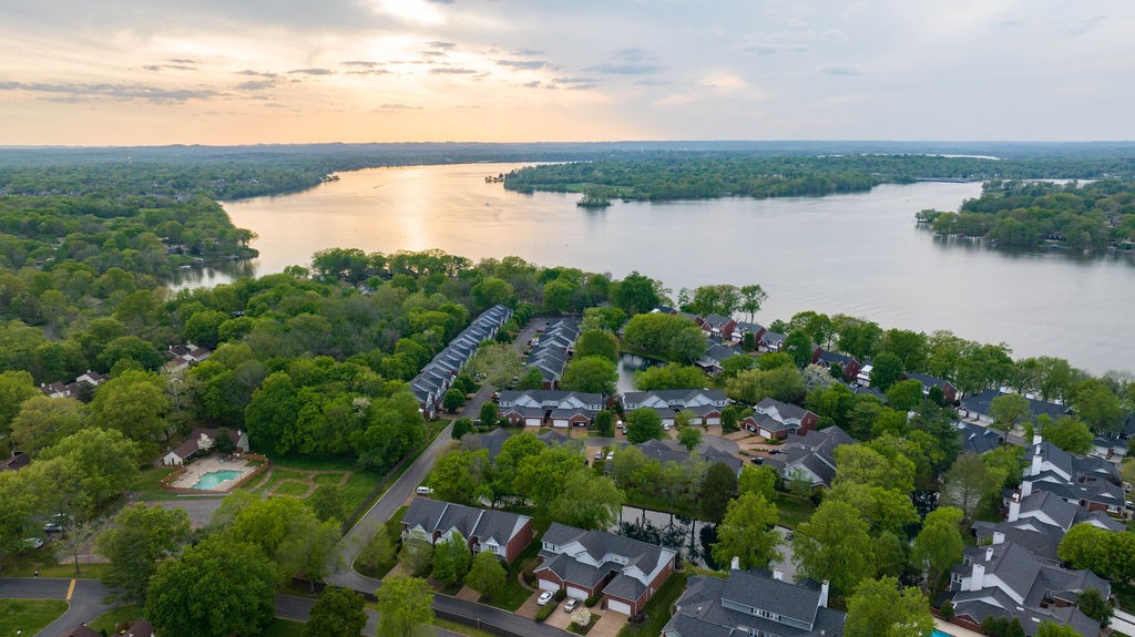 231 Green Harbor Rd Unit: 129H