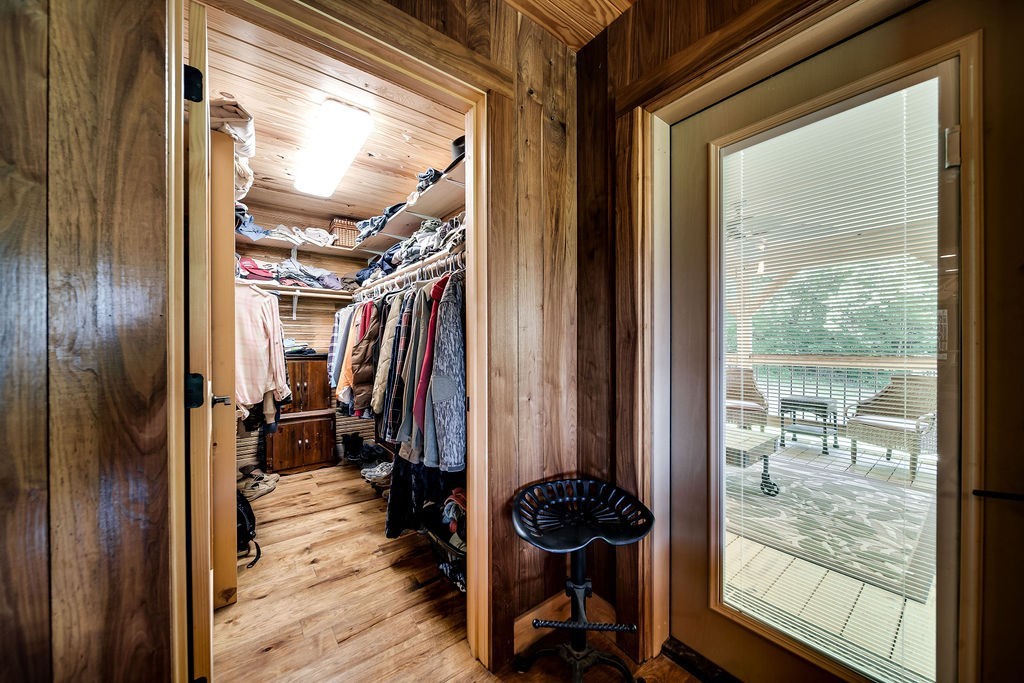 59 Russell Ln