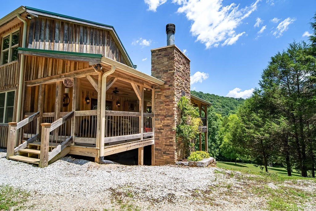 59 Russell Ln