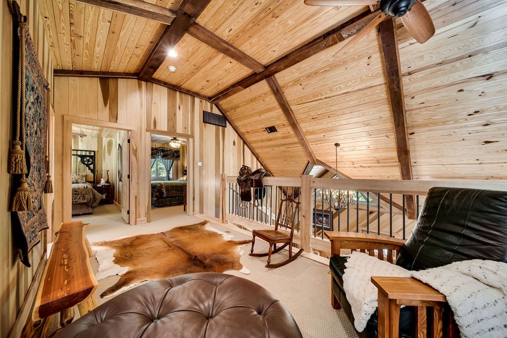 59 Russell Ln