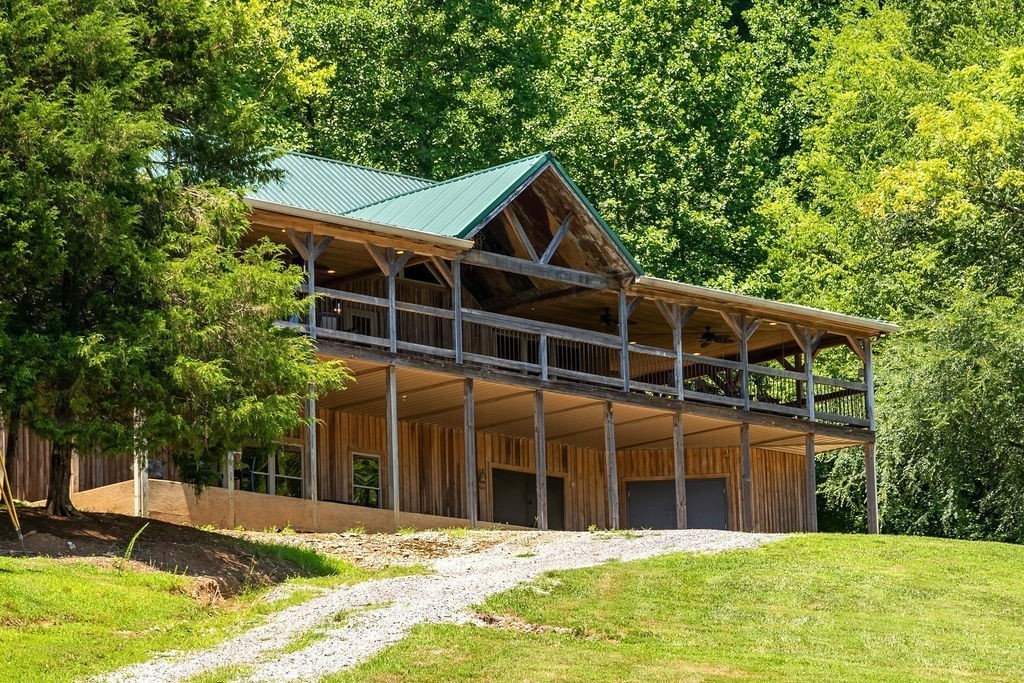 59 Russell Ln