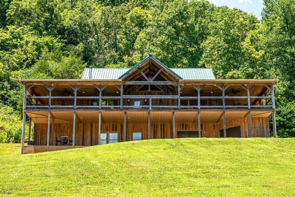 59 Russell Ln