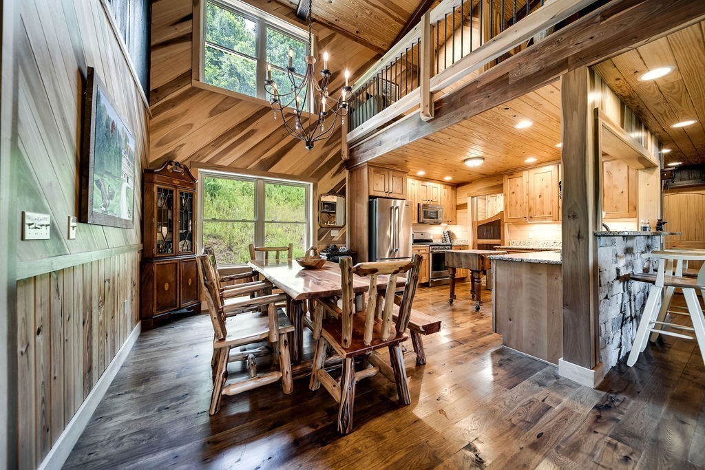 59 Russell Ln