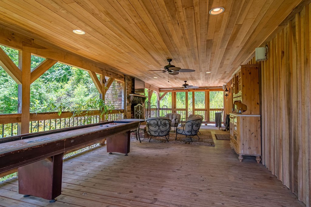 59 Russell Ln