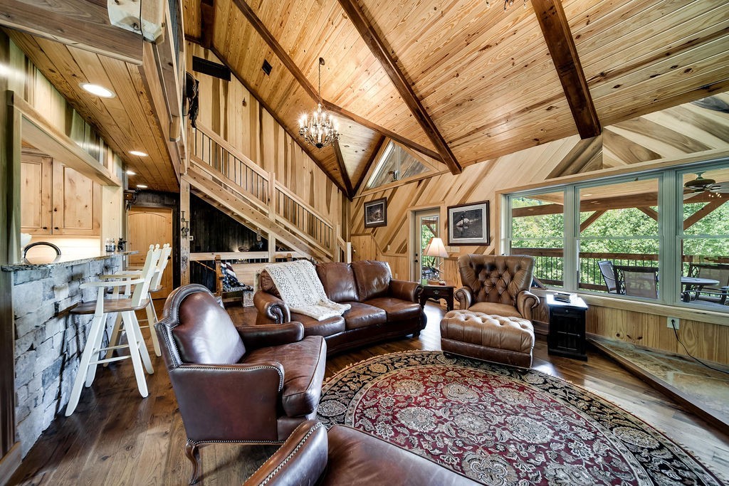 59 Russell Ln