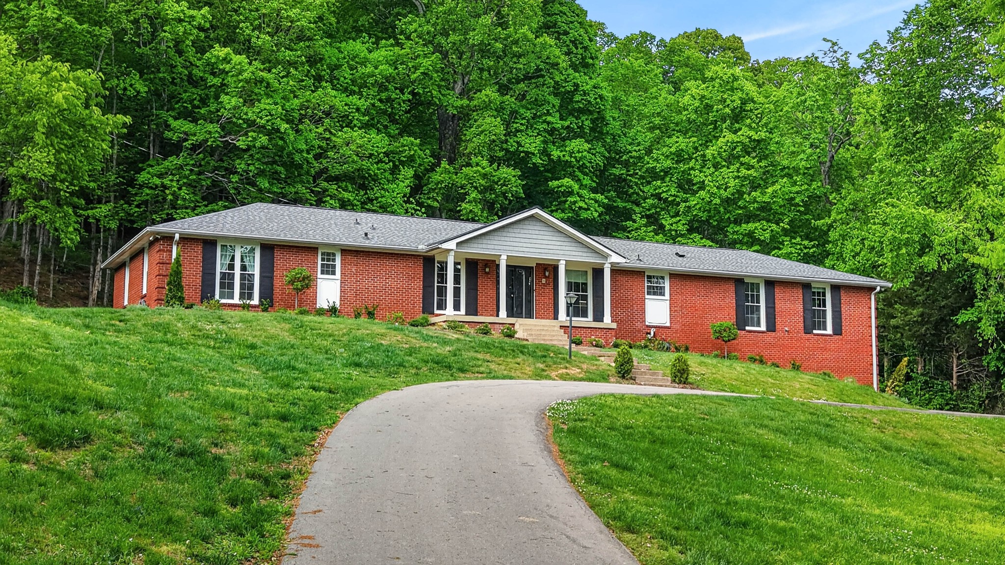 2148 Timberwood Dr