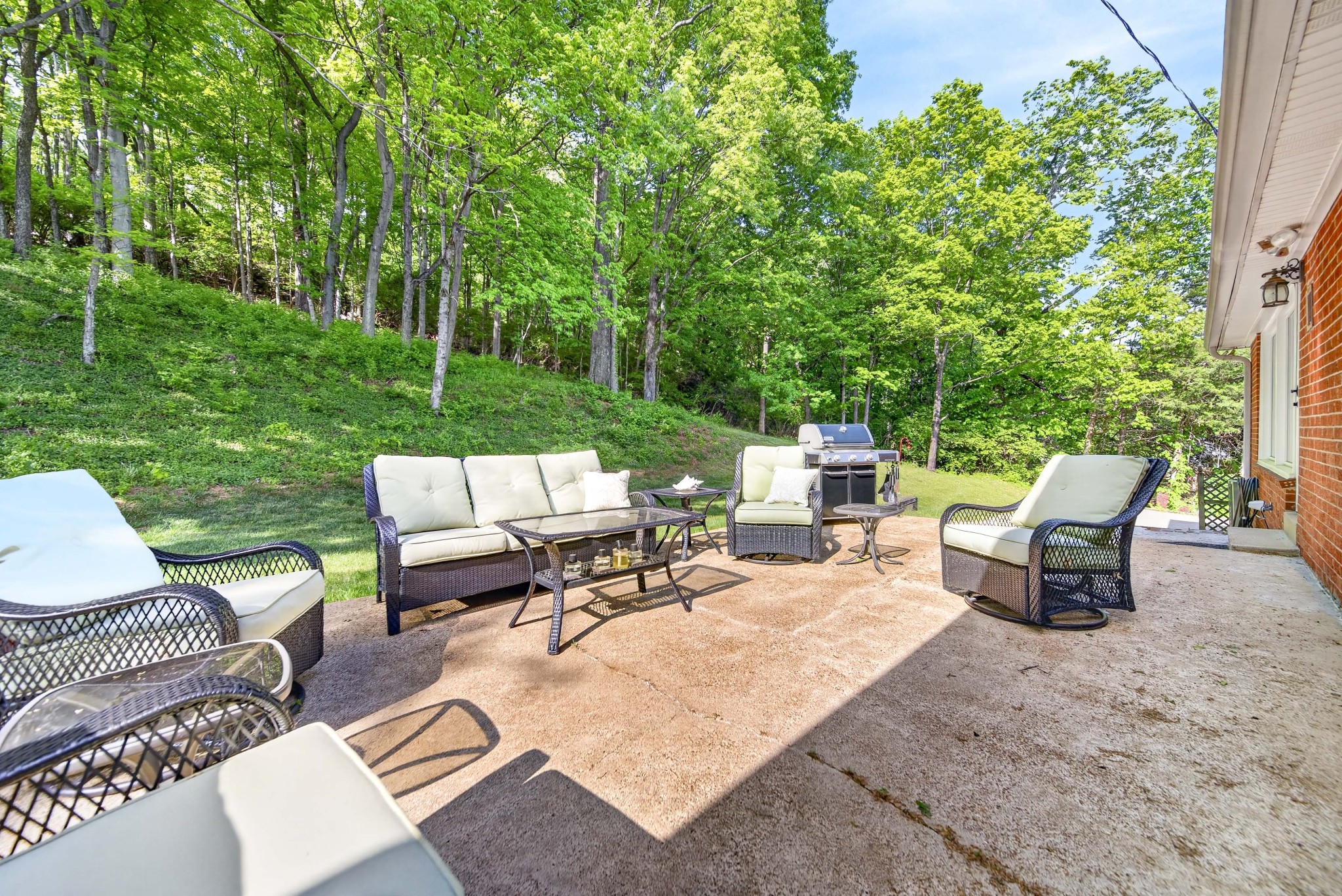 2148 Timberwood Dr